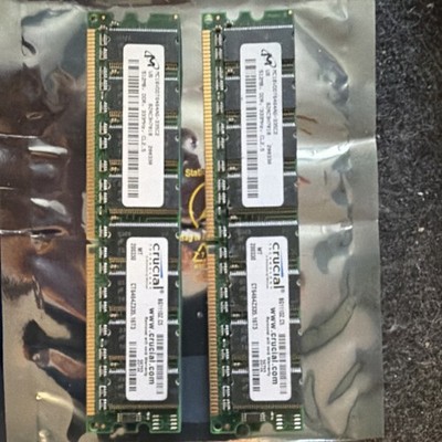Crucial 1GB (2x512MB) DDR SDRAM DIMM 333MHz 184-Pin Non-ECC CT6464Z335.16T3