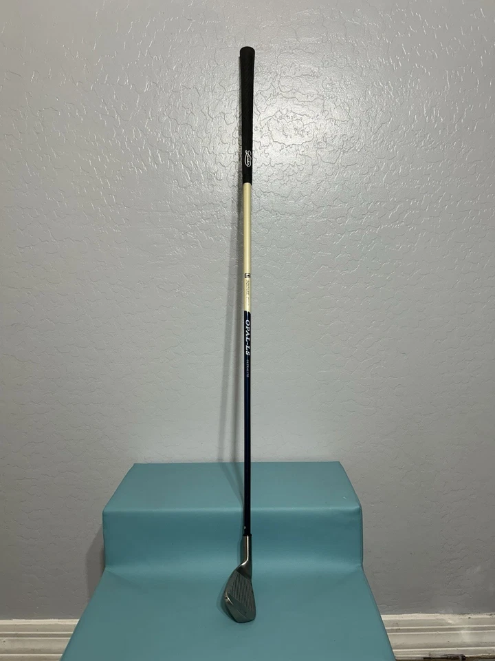 Square Two Opal- LS 9 Iron / RH / Graphite ~" / Good Grip - Image 3 of 4