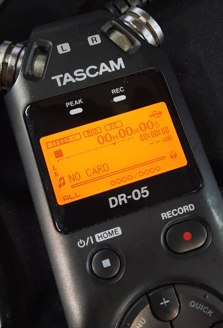 TASCAM DR-05 Handheld Linear PCM Digital Recorder w/ Power Adapter No Batteries