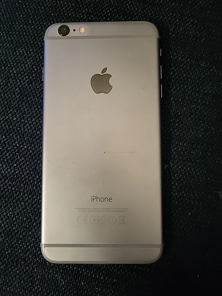 Ii Phone  8 In Excellent condition, photo 2 of 4