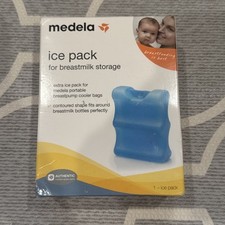 NEW Medela Ice Pack for Breastmilk Storage, Contoured Shape