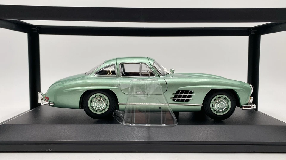  MIN110037221 Minichamps Mercedes-Benz 300 SL W198 1955 1/18 - Immagine 4 di 4