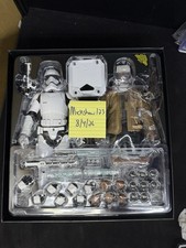 Hot Toys Star Wars Riot Control Stormtrooper & Finn 1 6 Figure Set - MMS346