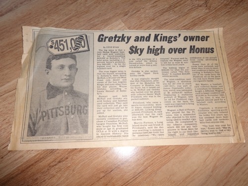 ORIGINAL HONUS WAGNER 1909 CARD /GRETZKY KING OWNER AUCTION NEWS PAPER ARTICLE