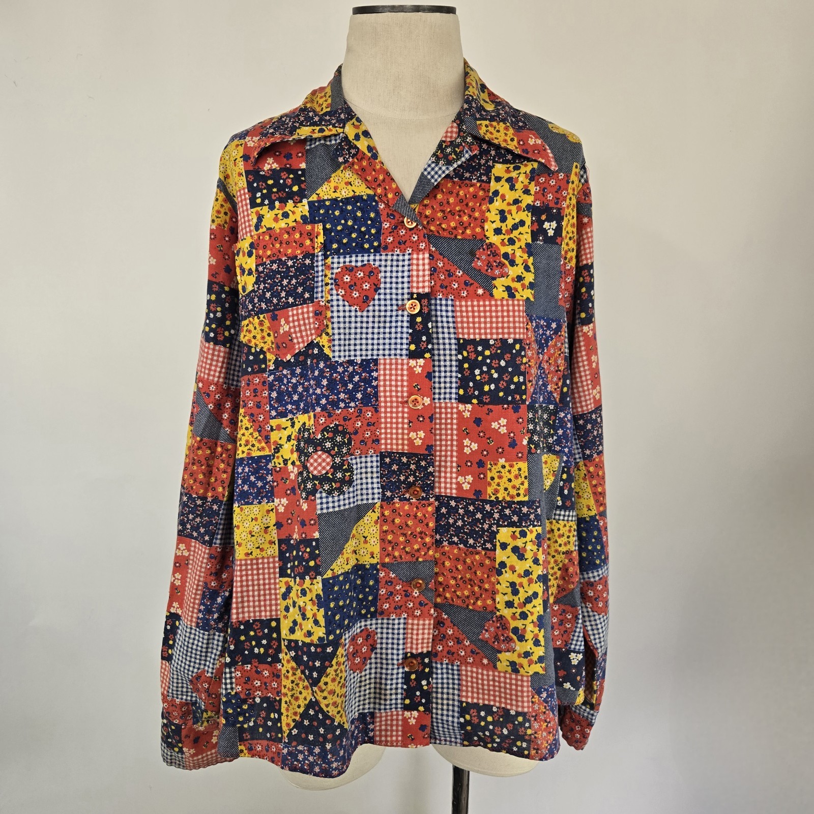 Vintage 70's Button Patchwork Print Dagger Collar… - image 1