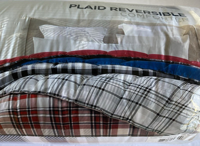 Royal Luxe Full/Queen Harrison Plaid/Navy Reversible Comforter Microfiber NEW
