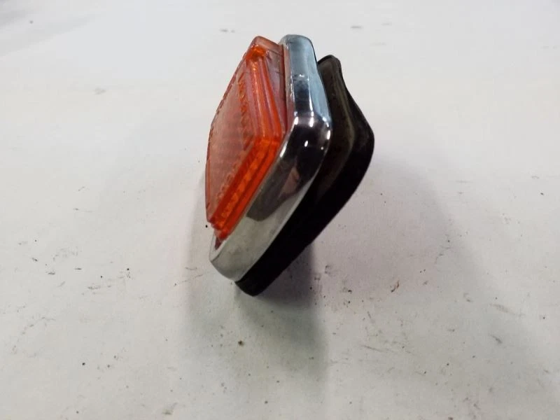 Желтый парковочный фонарь для переднего правого крыла | Подходит для Jaguar XJ6 1969-1987 годов выпуска - Изображение 3 из 4