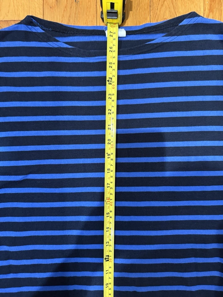 Camisa de manga larga negra y azul con ruedas Foto 3 de 4