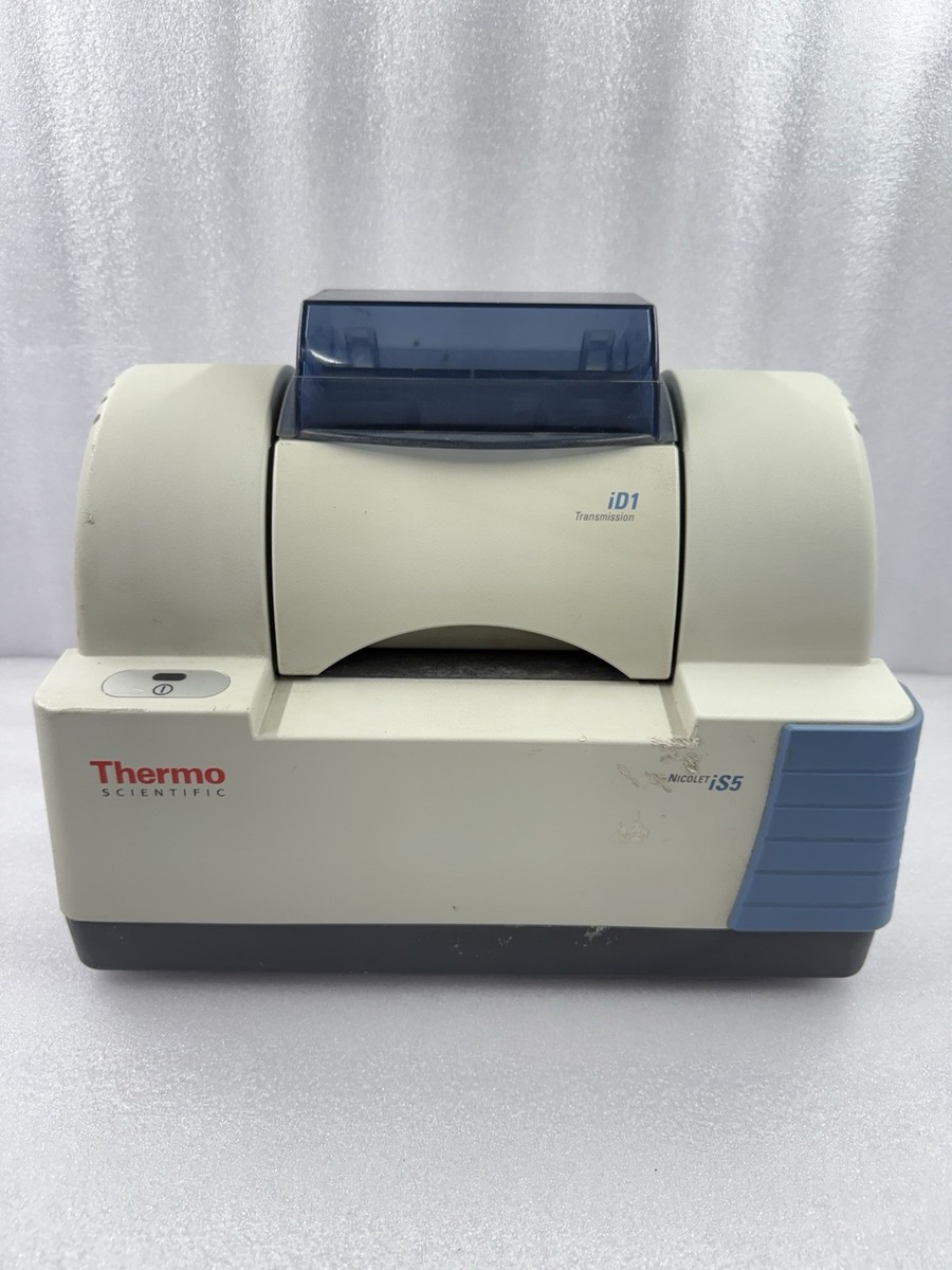 Thermo Fisher Scientific Nicolet iS5 FT-IR Spectrometer with
