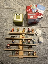 TONIEBOX  MIT 17 TONIES SAMT REGAL OVP GRÜN GUTER ZUSTAND !