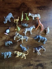 18 piece lot Safari animals - tiger giraffe zebra hippo + More
