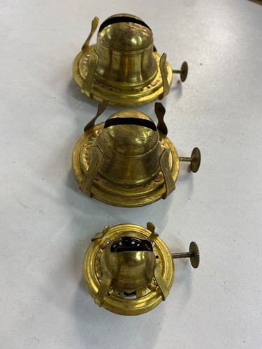 "QUEMADOR DE LÁMPARA DE LATÓN SÓLIDO 1/2"" 3/4"" 1"" con rosca de tornillo de bobinado de mecha de colección NUEVO DE LOTE ANTIGUO - Imagen 16 de 24