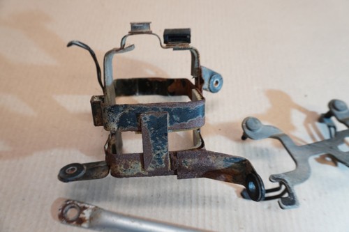 Suzuki DR125 S DR 125 1989 SF43B MODEL set of various brackets mounts body frame - Picture 9 of 10