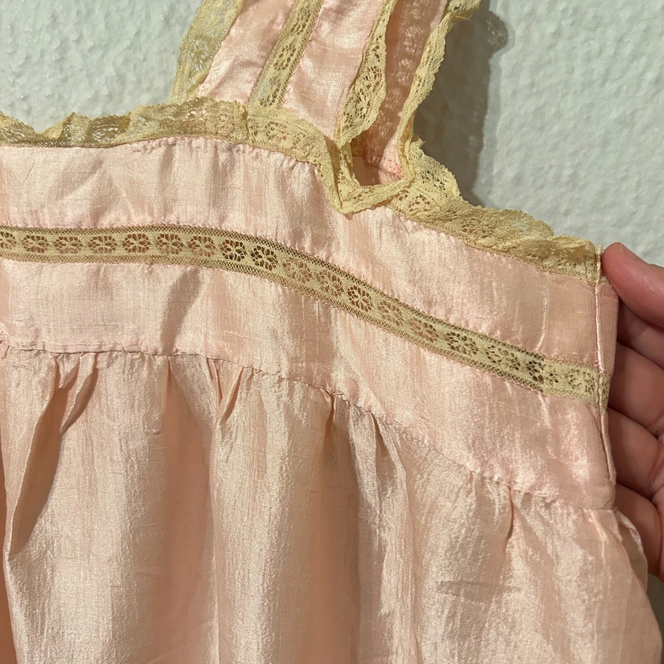 Antique 1920s Edwardian Pink Silk and Lace Nightgown Slip Dress - Image 2 of 4
