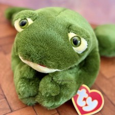     Freddie The Frog      Ty Classic Plush  Croaking Rattle