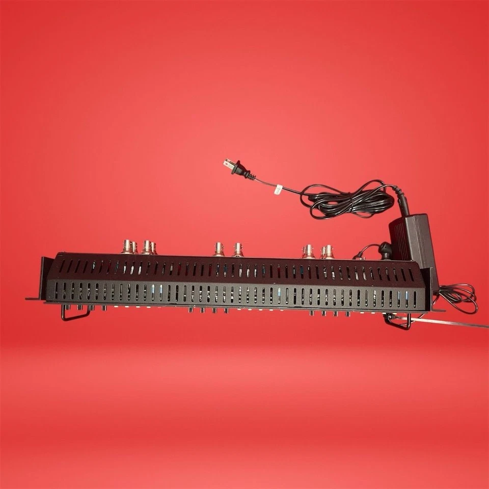 Marshall V-R63P-B VR63PB Triple LCD Tilting Rack Mounted Matrix Monitor T022 - Image 4 of 4