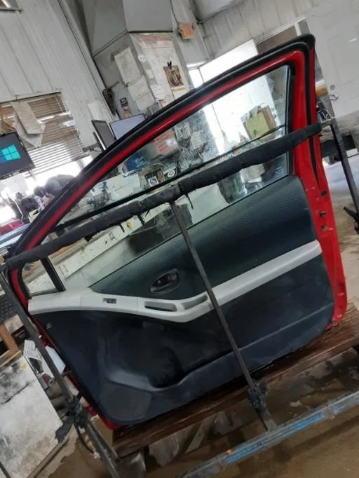 (ТОЛЬКО МЕСТНЫЙ ПИКАП) Хэтчбек с передней пассажирской дверью 2 двери для рынка США подходит для 06–11 лет - Изображение 4 из 4