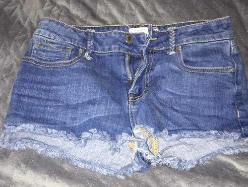 Kendall & Kylie Braided Jean Cutoff Shorts Size 26 Fray Cheeky Low Rise Festival