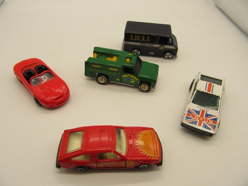 Vintage Hotwheels 5 Die-Cast Cars - Picture 20 of 21