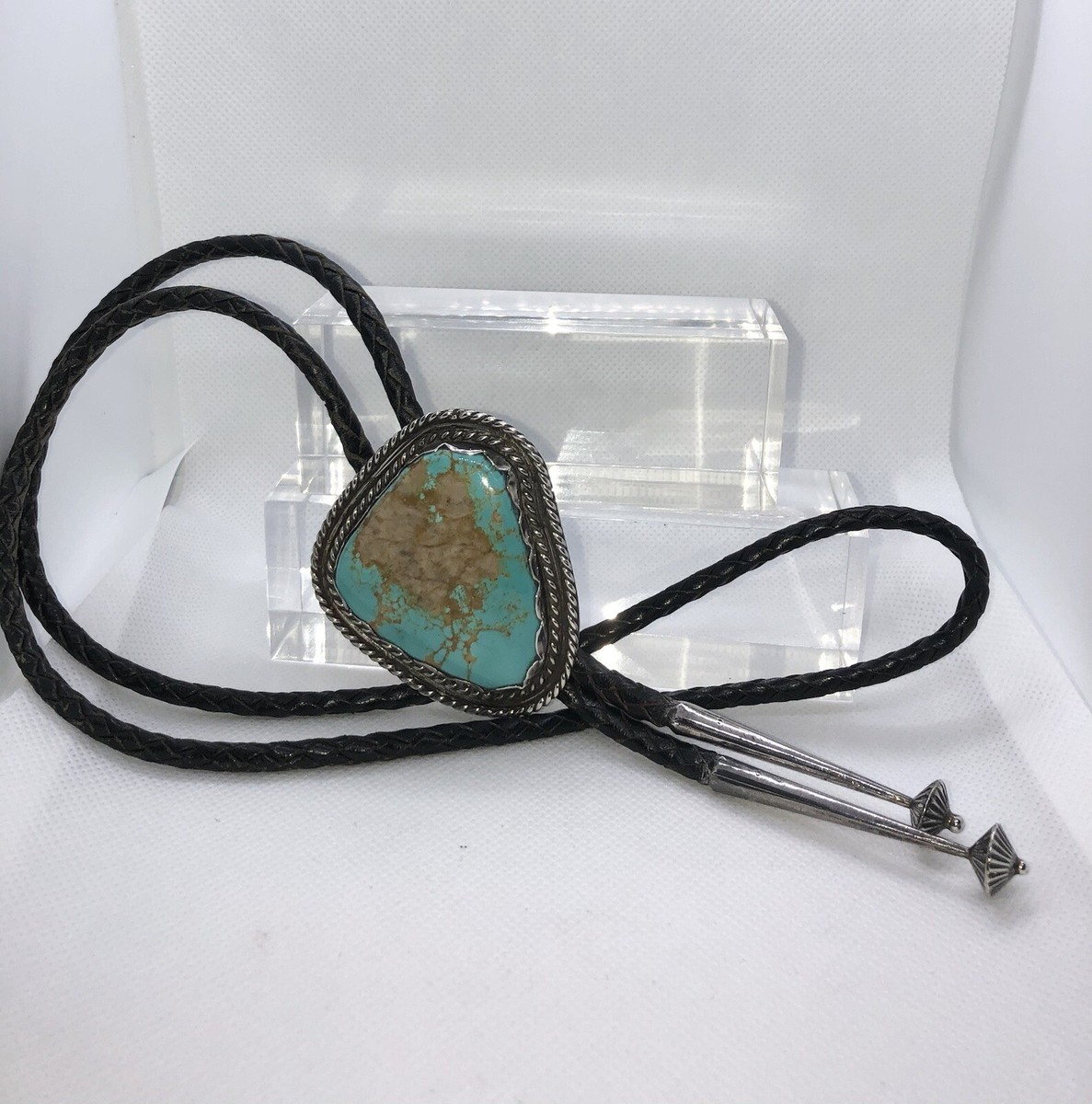 アート・デザイン・音楽 Native American Bolo Ties BEYOND BUCKSKIN: The Heard Museum Presents: Native American