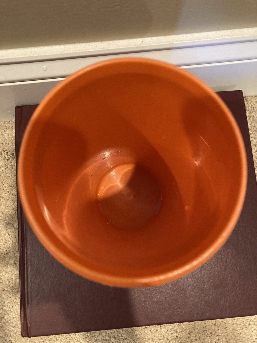 VINTAGE 70s TUPPERWARE 262-14 ORANGE CONTAINER 32 Oz w/ Flip