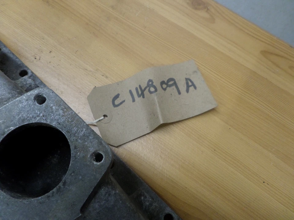 JAGUAR MK2 3.8/XK150 COLECTOR DE ENTRADA CON VÍA FLUVIAL C14809A Foto 2 de 4