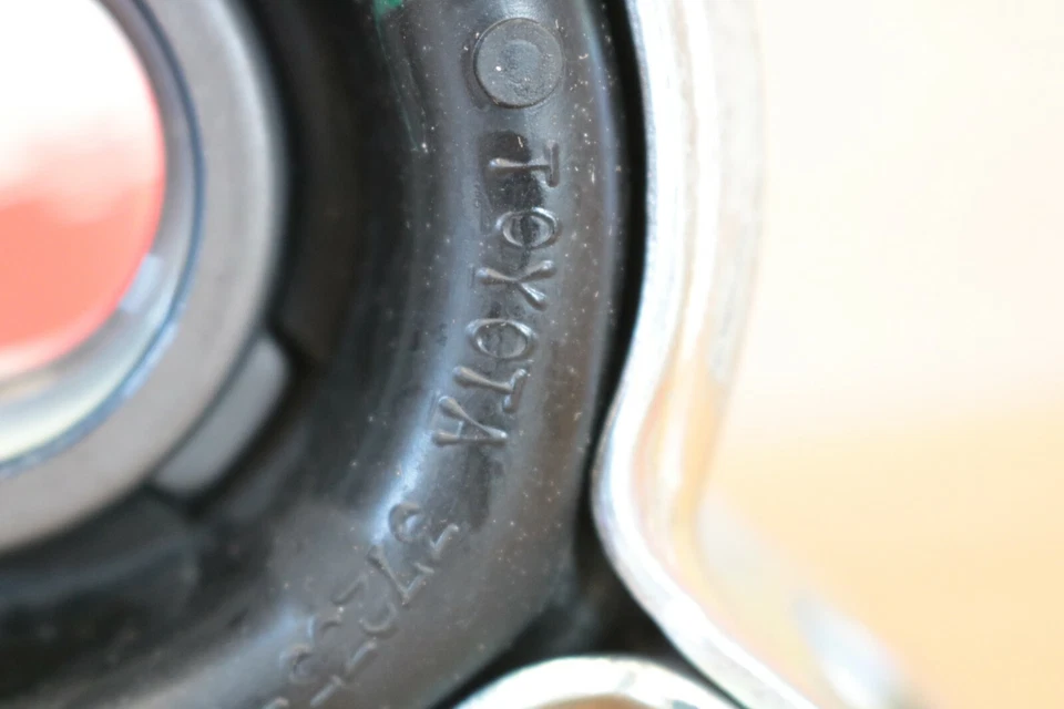 Eje de transmisión trasero Toyota Tundra 2007-2021 4x2 4x4 junta U suspensión cojinete Spicer Foto 4 de 4