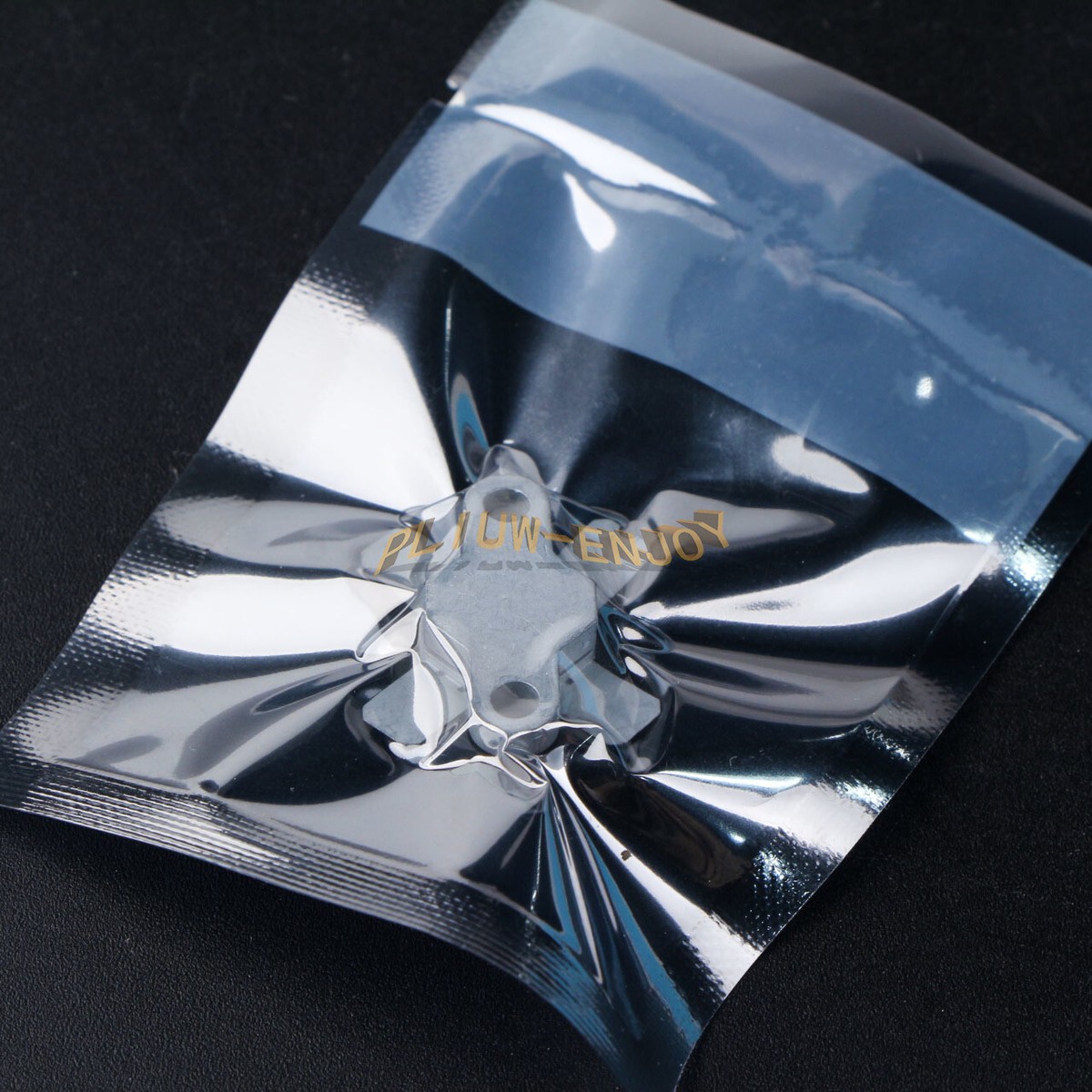 NEW 1PCS 2SC3240 C3240 MITSUBISHI Encapsulation:TO-59 NPN
