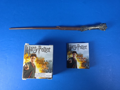 #ad Harry Potter Wizards Wand and Sticker Book Warner Bros 2008 $11.69