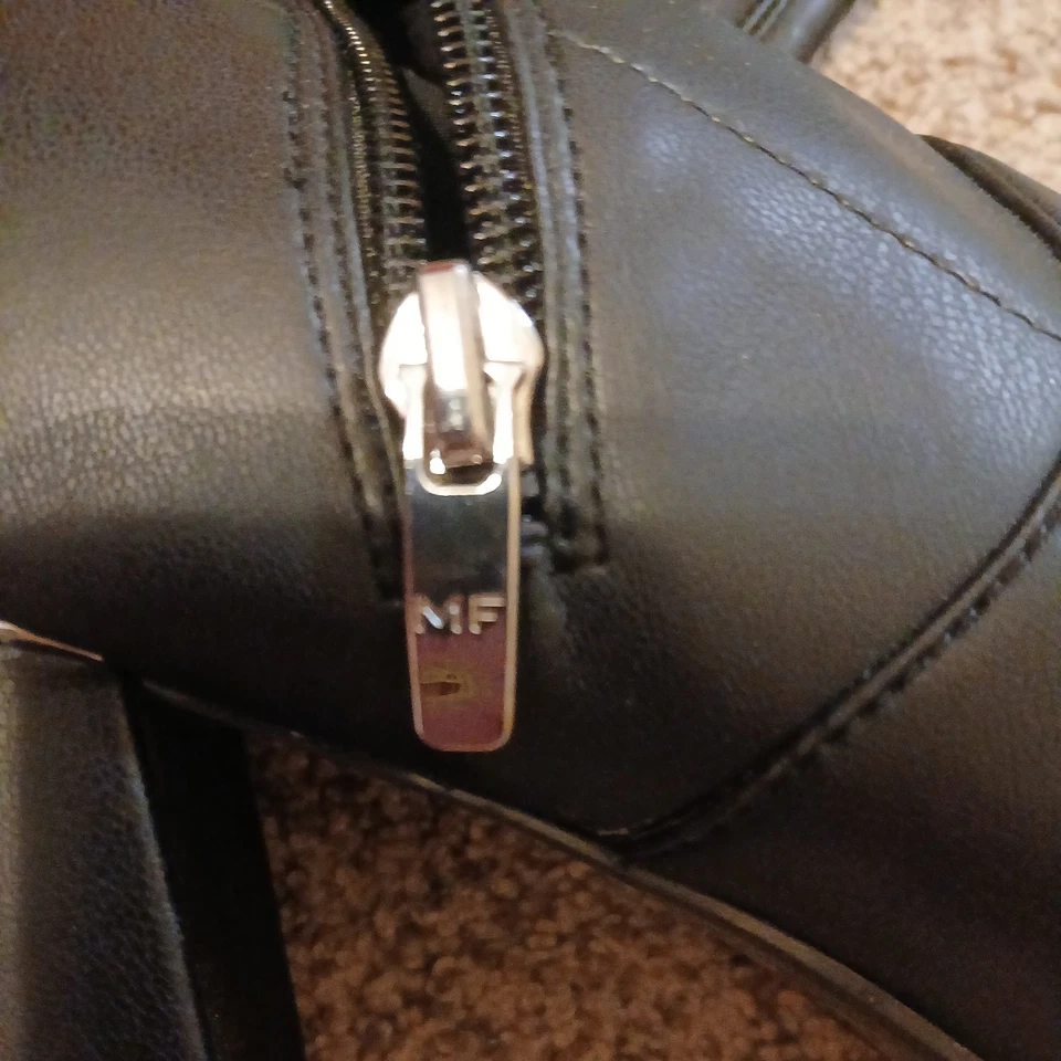 Marc Fisher Vany Thigh High Faux Leather Almond Toe Boots Sz 10 M - Image 4 of 4