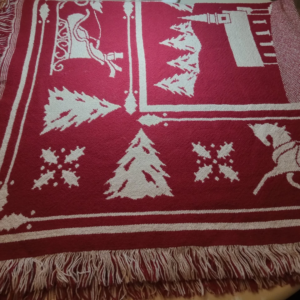Vintage Holiday Horse Sleigh Jacquard Throw Blanket Fringe 50x60 Red/Beige - Image 2 of 4