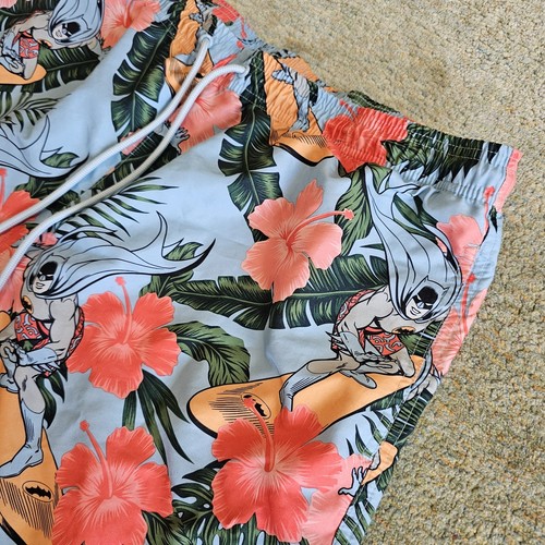 Used DC Batman Surfing Men's XL Light Blue Swim Trunks Floral All Over Print - Picture 4 of 17