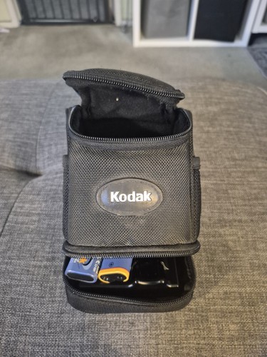 Kodak EasyShare Z612 6.1MP Digital Camera Silver w/Case & 2 Battery + Charger - Picture 15 of 17