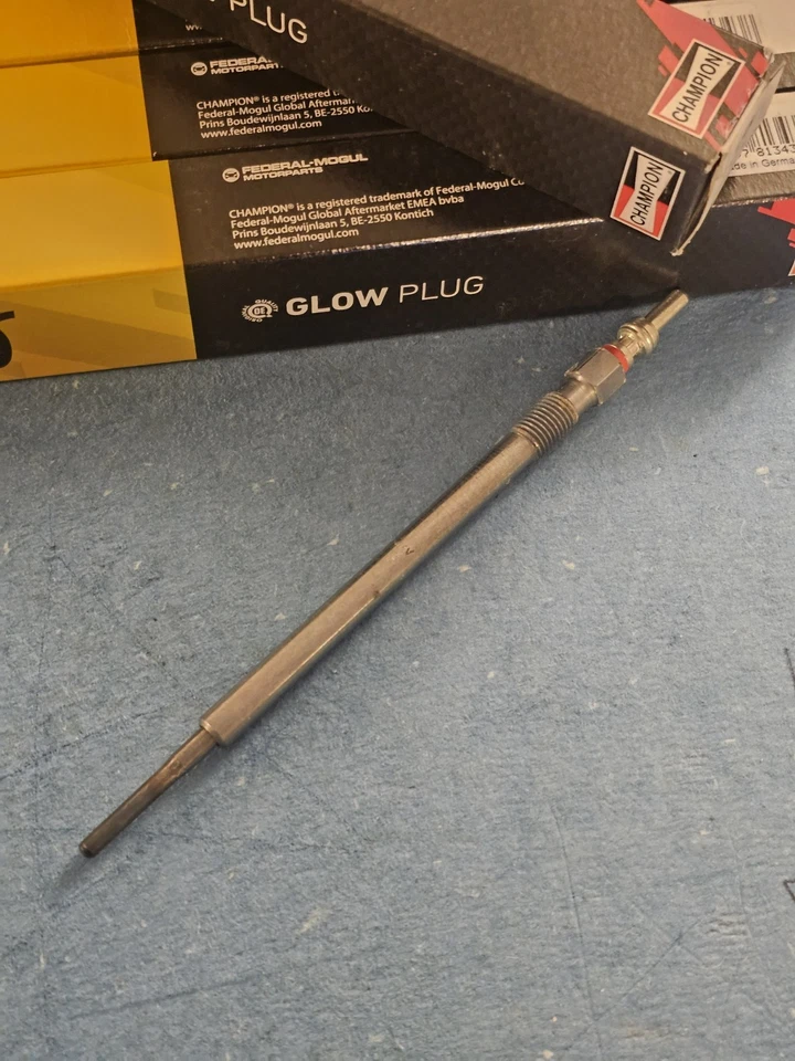 6XNEW CHAMPION DIESEL GLOW PLUG FOR CHRYSLER 300C 3.0CRD CH709 MADE IN GERMANY - Image 4 of 4