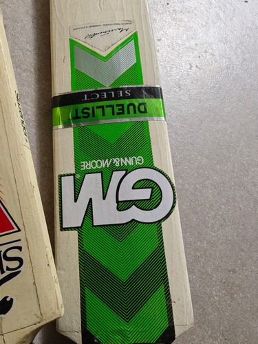 Used cricket equipment incl Slazenger and GM duelist bats Size 4 and 5 - Picture 12 of 12