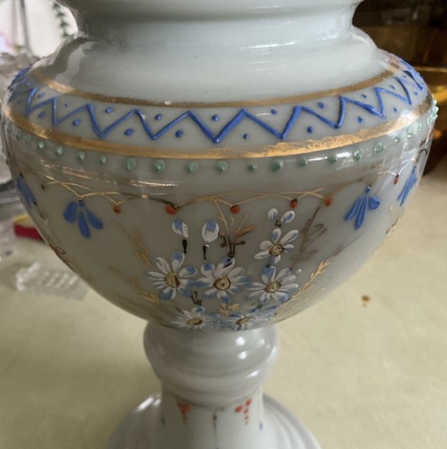 ๐ RARE Antique MOSER OPALINE Glass Lid Footed Vase Urn Hand Enamel Gilded 15โ - Picture 15 of 15