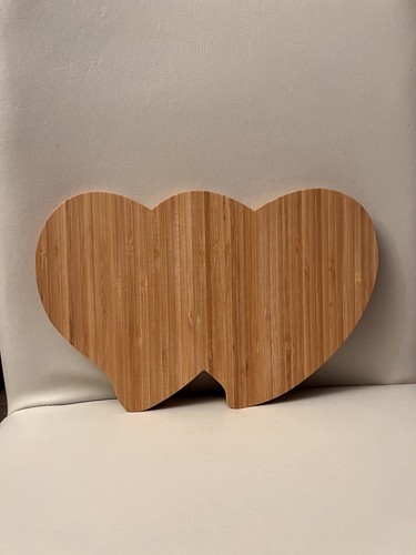 New Bamboo Double Heart Snack Fruit Bowl Dish - Picture 2 of 6
