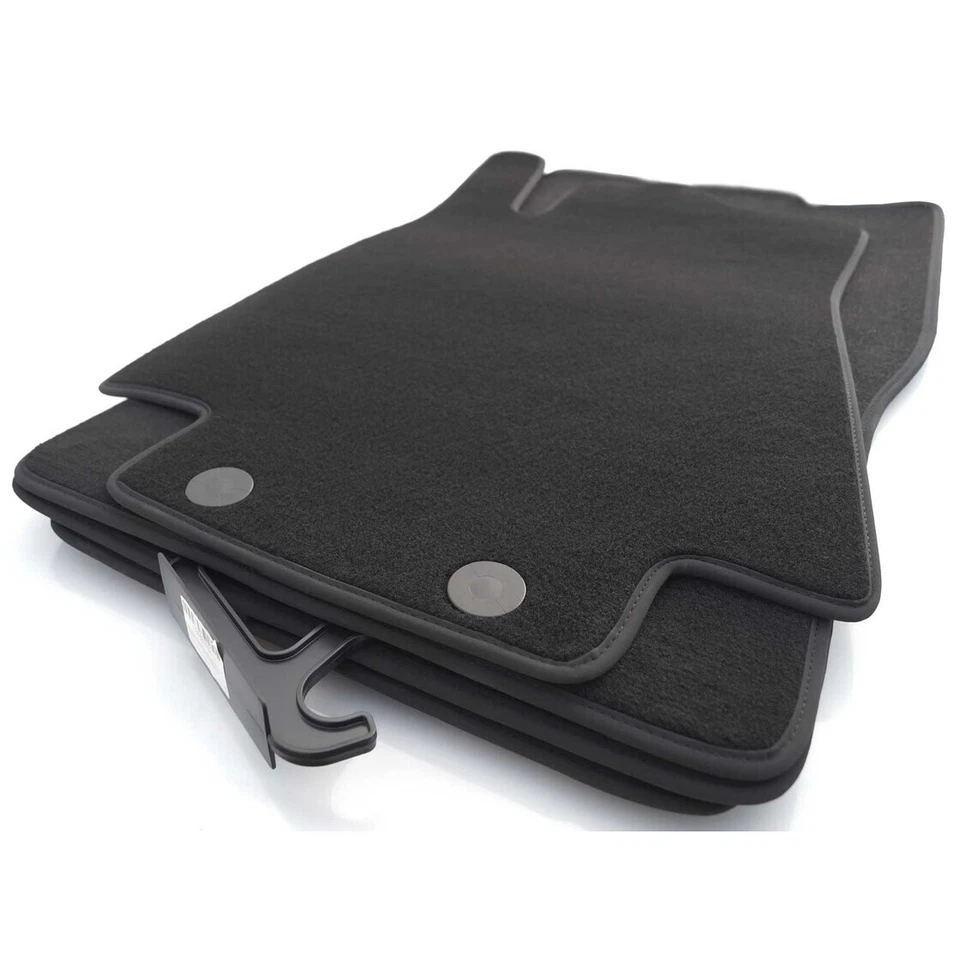 Set 4 Tapis De Sol Mercedes CLA C117 Depuis 2013 Forme Origine Velours 750g/m² - Photo 1/1