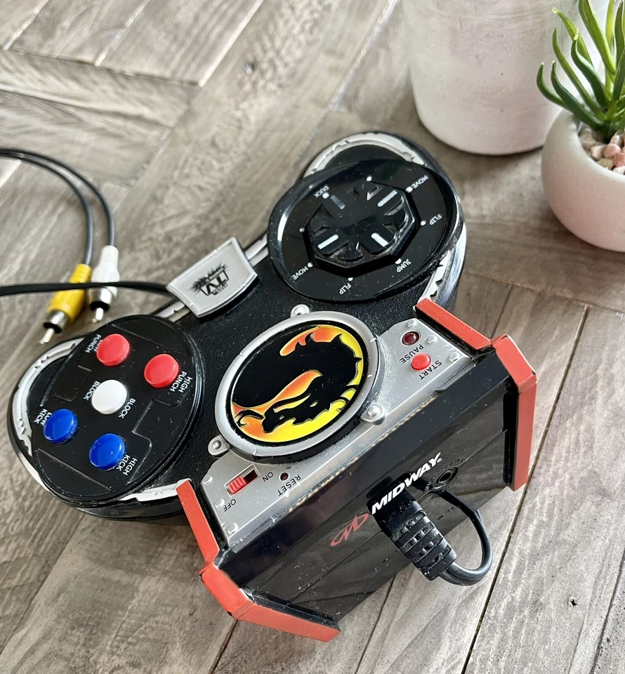 Mortal Kombat TV Plug And Play (Jakks Pacific, 2004) - Image 4 of 4