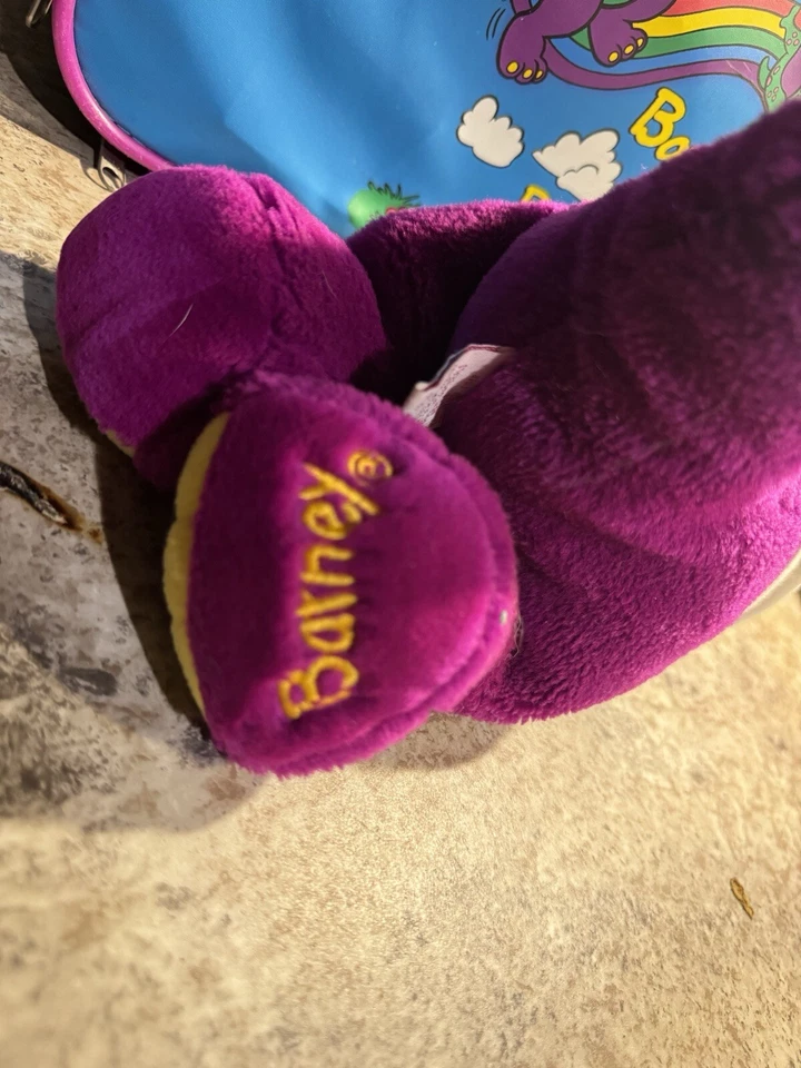 Maleta gráfica vintage 1993 Lyons Group Barney & Baby Bop Barney And Friends  Foto 2 de 4