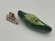 NEW Vintage 1990 Europet Heimtierbedarf Pea Pod Squeaker Toy Dog-Fun Vinyl RARE