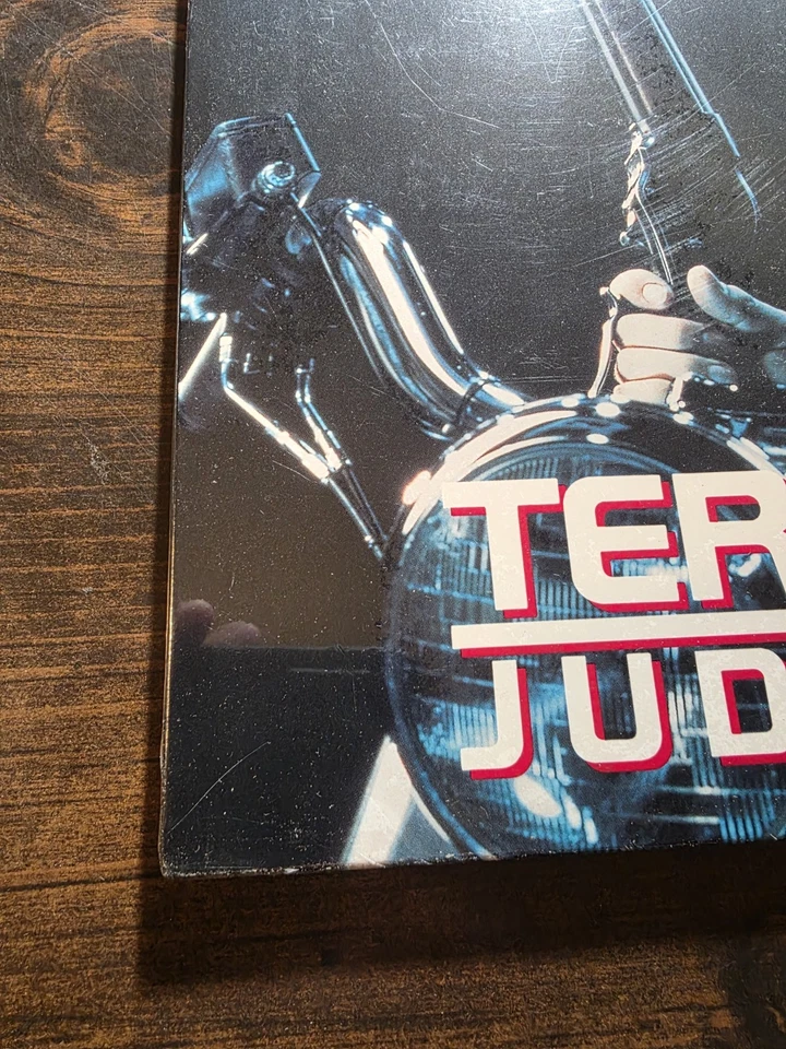Terminator 2 LaserDisc Remastered AC-3 THX Dolby Digital, Brand New/SEALED!! - Image 3 of 4