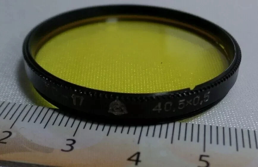 a Yellow-17 LZOS 40.5x0.5mm Vintage Light Filter 40.5mm mount of lens 1813