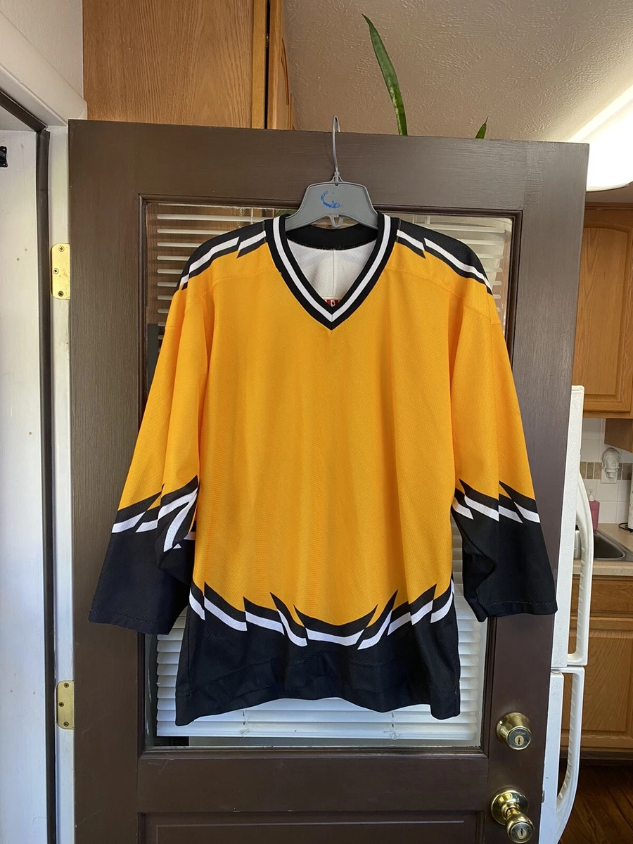 Boston Bruins POOH BEAR Vintage NHL Hoodie