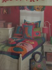 Rooms That Rule Pink Blue Quilt Comforter Shams Set Multi Color 3 Pcs Queen