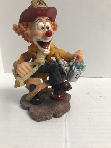 Slapstix Clown Fireman Cast Art "Where's The Fire?" Figure 6 1/2” tall - Picture 6 of 6