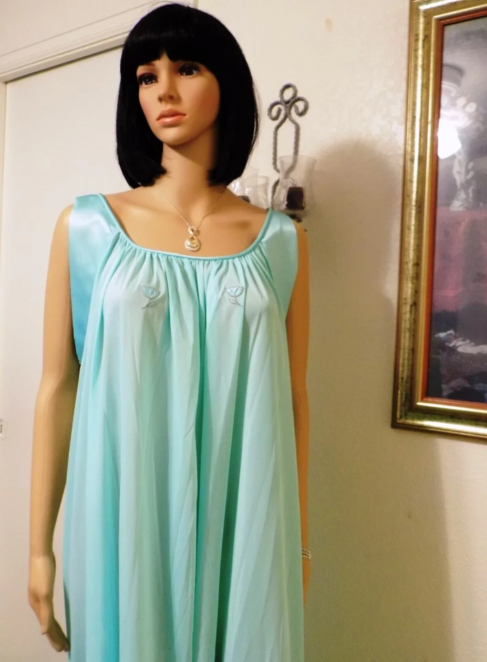 Camisón LUCIE ANN DE COLECCIÓN de nailon SEAFOAM con mangas con bandas de satén talla S pequeño Foto 2 de 4