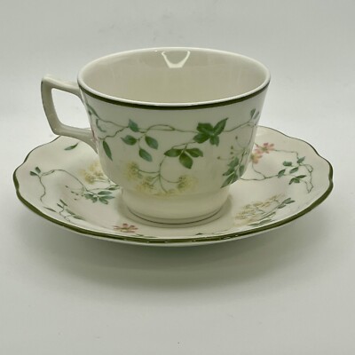 VINTAGE Royal Doulton Southdown Tea/Coffee Cup & Saucer Porcelain Floral Ivy