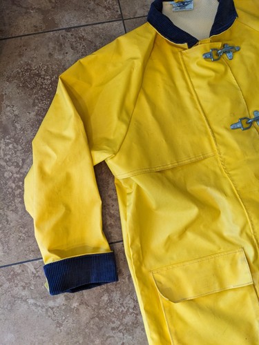Vtg Charles River Yellow Rain Jacket Medium Heavy Duty Hook Closure Mens Womens - Picture 9 of 24