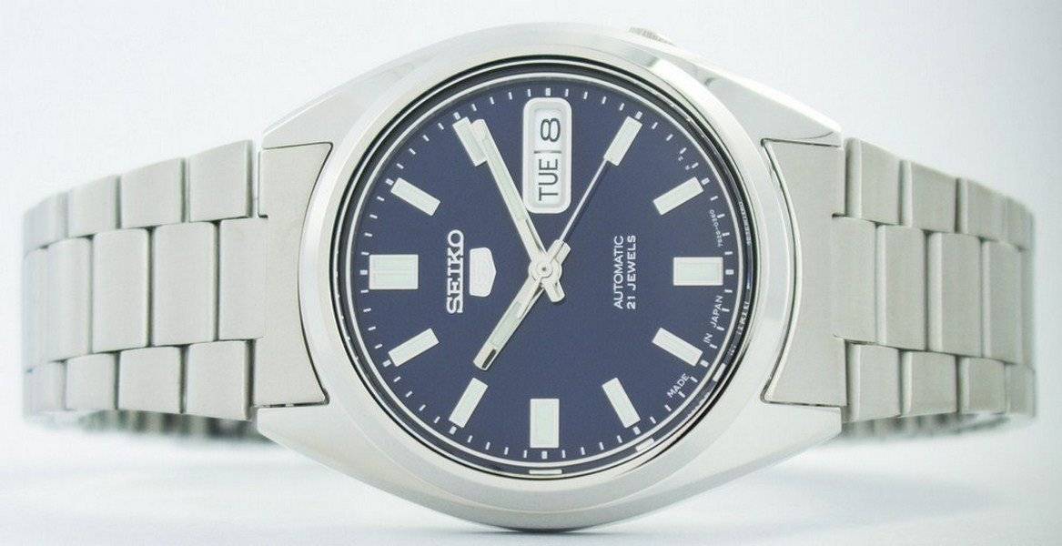 Seiko 5 Automatic 21 Jewel Blue Dial Date/Day Japan Made SNXS77J1